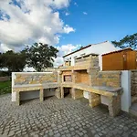 Mountain View 2 Bedroom Holiday home