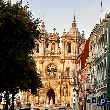 Mountain View 2 Bedroom