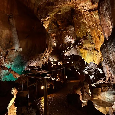 Mountain View 2 Bedroom Hébergement de vacances *